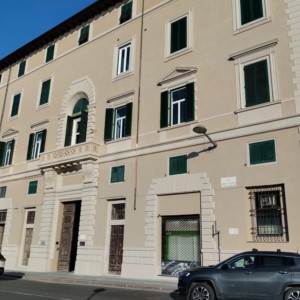 Restauro dei prospetti Palazzo Squilloni (Li) (In corso d'opera)